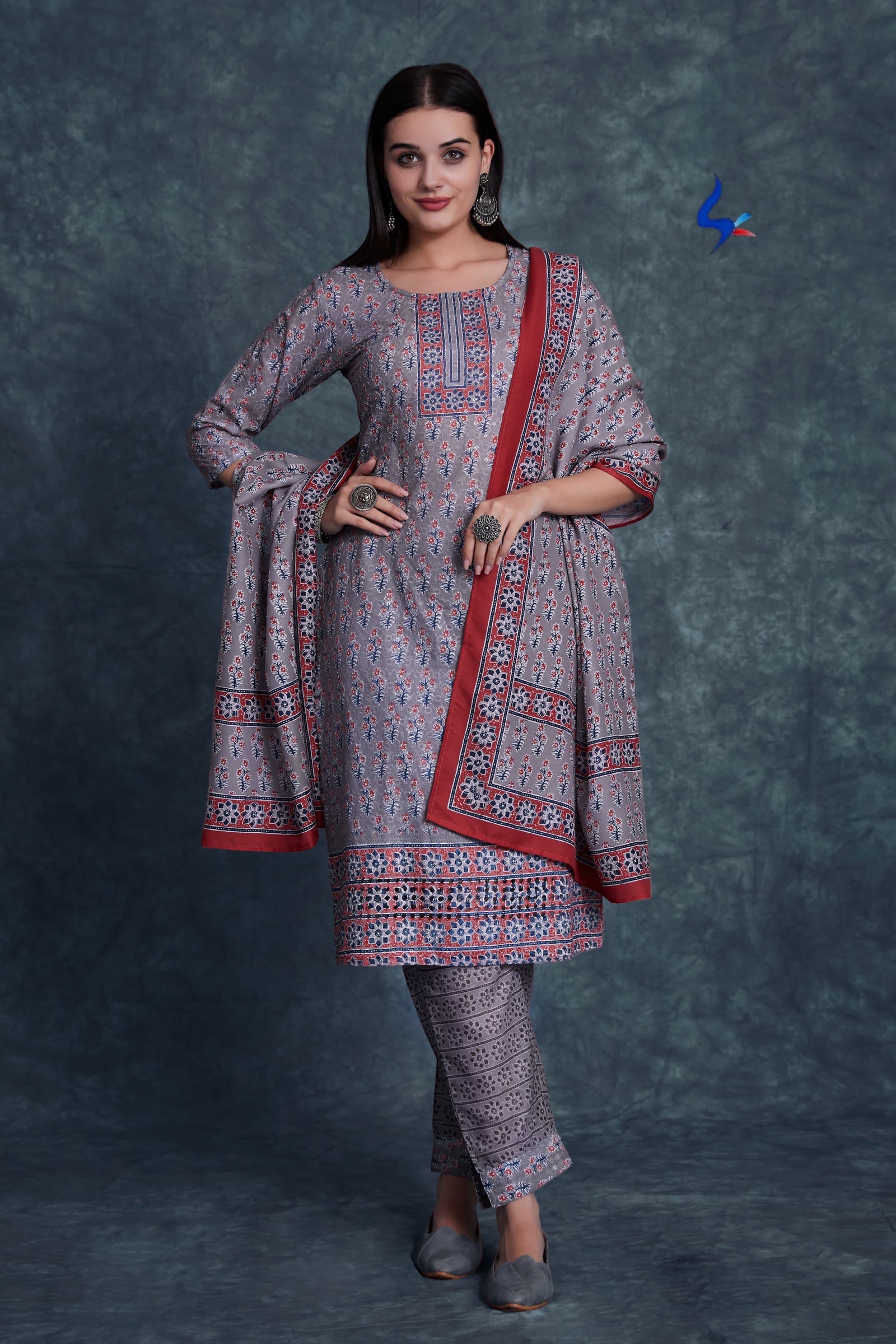 Ladies 3pc / 2pc  Suit